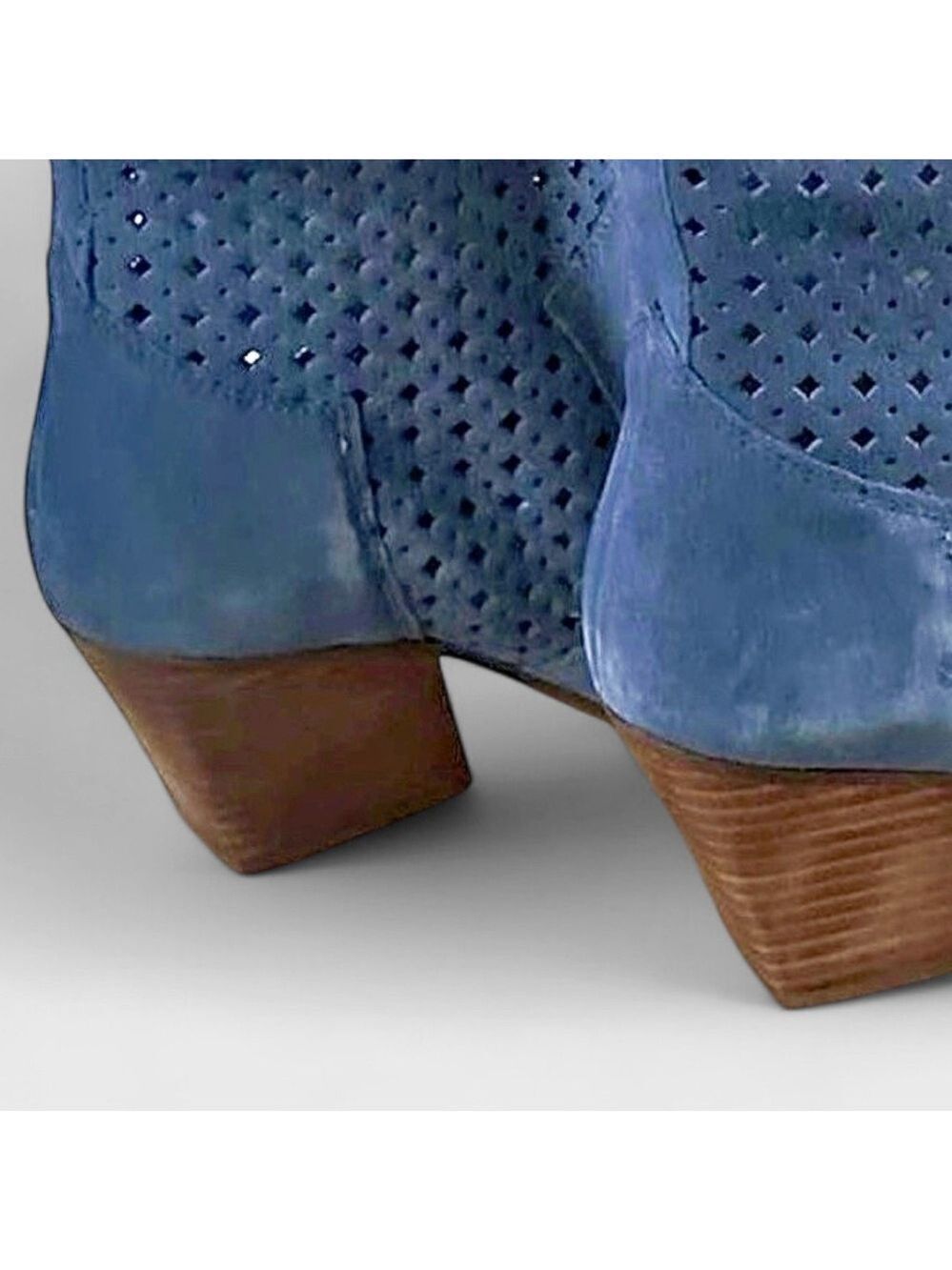 Seychelles Diva Blue Suede Perforated Mid-Calf Boots Size 7.5 NWT - Picture 8 of 11